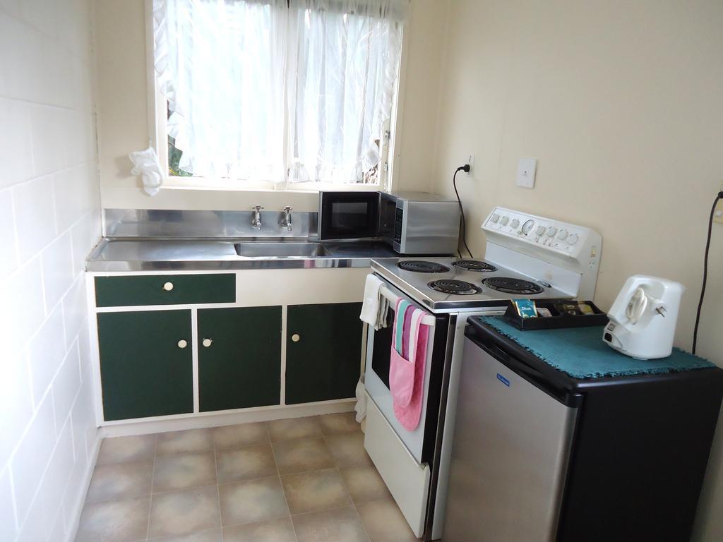 Park Lodge Motel Te Awamutu Room photo
